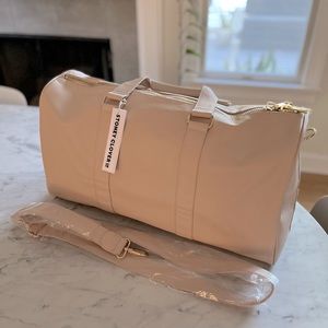 Stoney Clover Ln. Weekend-Duffel Bag, Color “Sand”